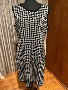 Calvin Klein Black & White Houndstooth Midi Sheath Dress